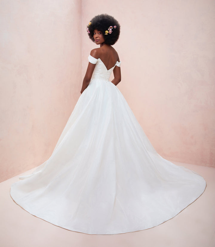 Tara Keely Sasha 22158 - Size 6