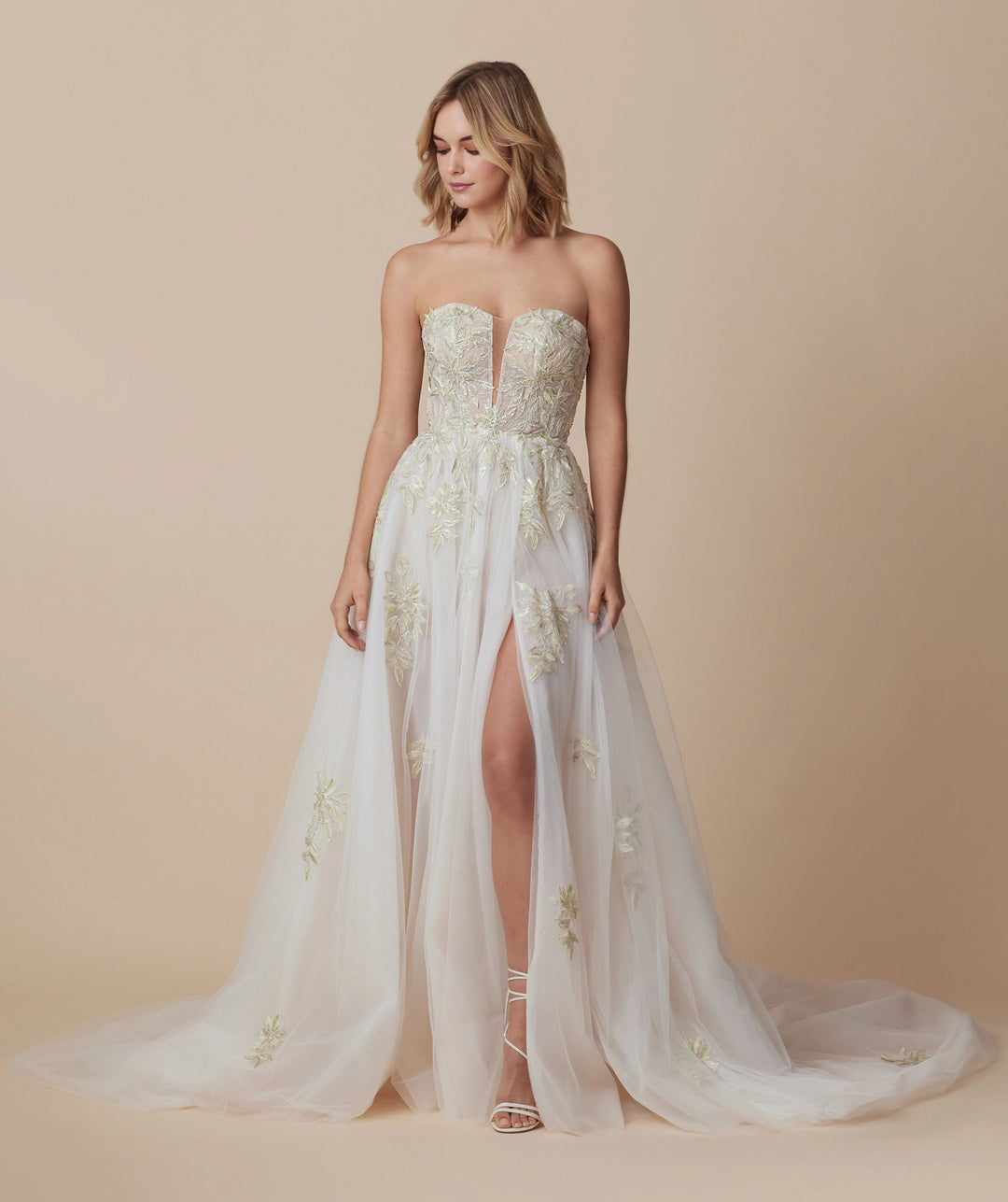 Ti Adora Aviva - Size 10