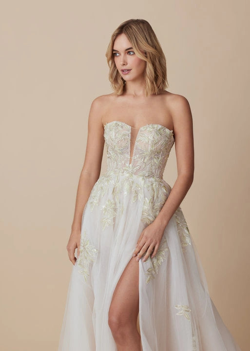 Ti Adora Aviva - Size 10