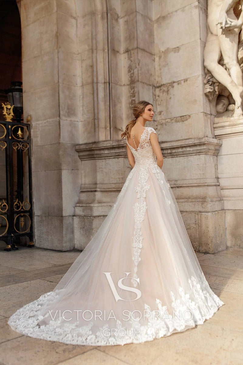 Victoria soprano 2024 wedding dress price