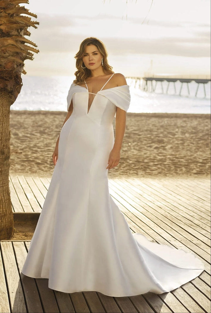 White One Cher - Size 20