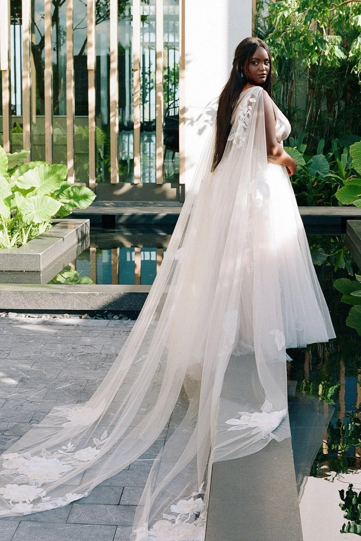 Willowby by Watters Galatea Cape - One Size