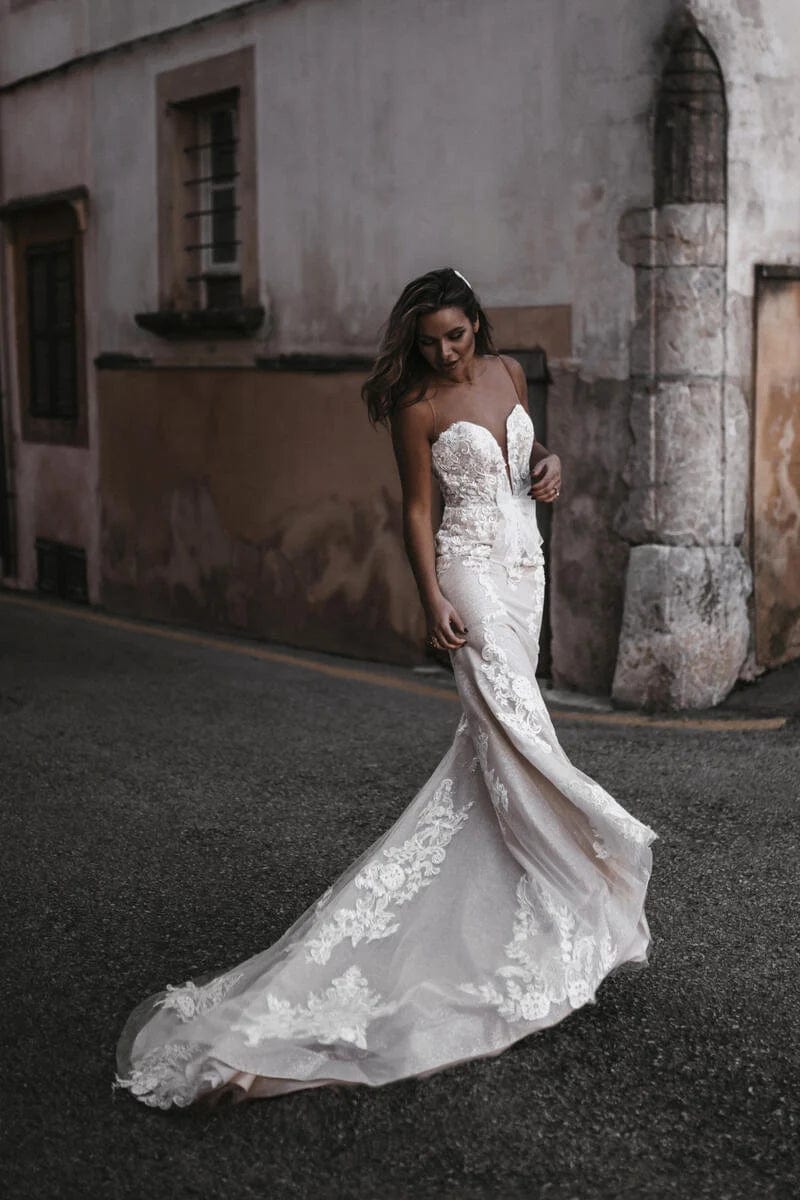 Allure E169 - Size 10