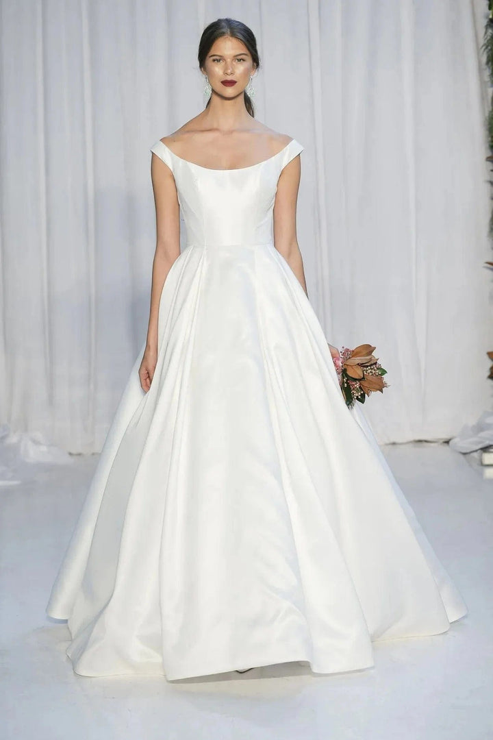 Anne Barge Sloane - Size 10