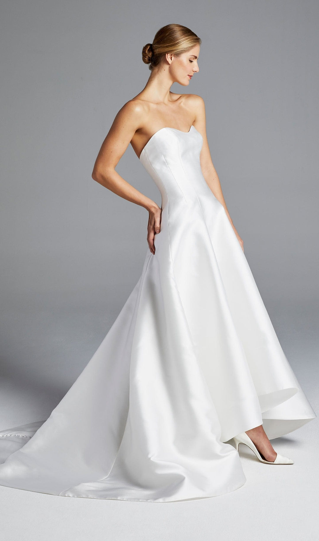 Anne Barge Mindy - Size 12