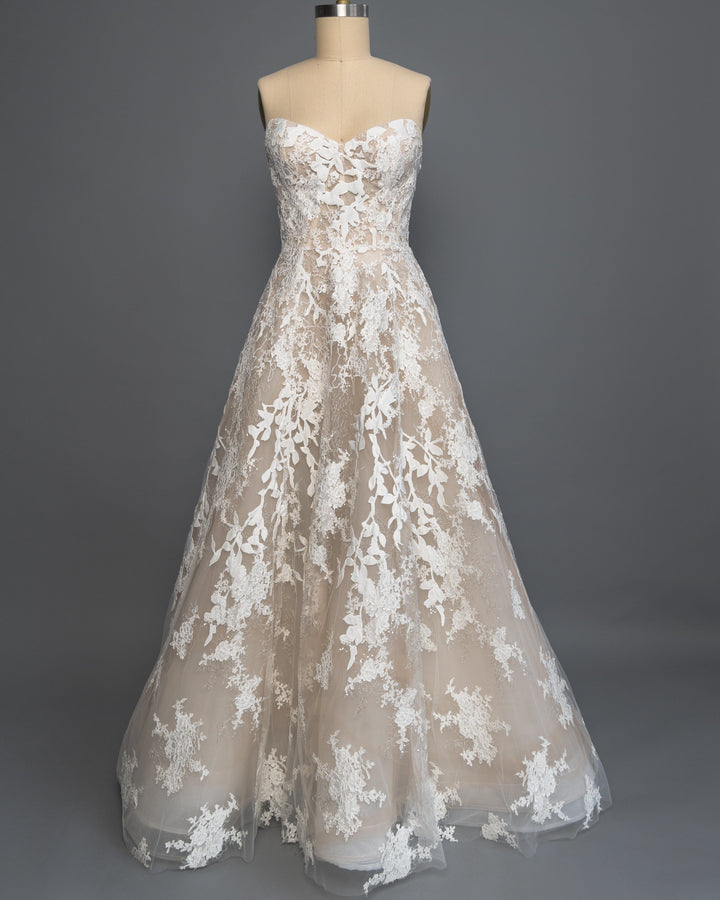 Anne Barge Luca - Size 12