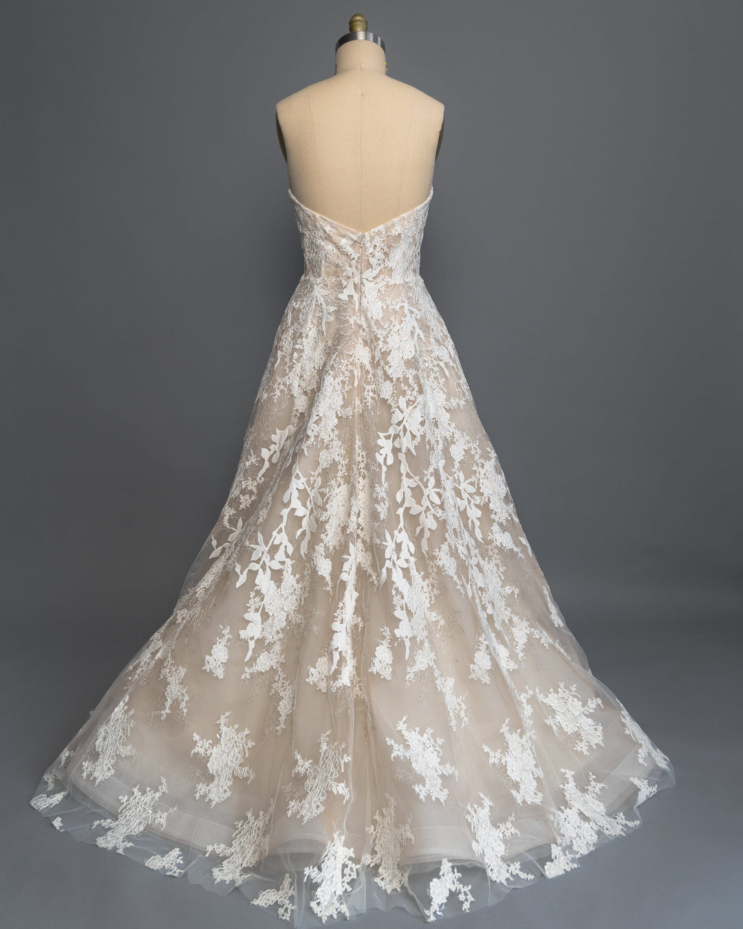 Anne Barge Luca - Size 12