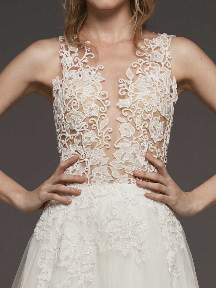 Atelier Pronovias Hadda - Size 10