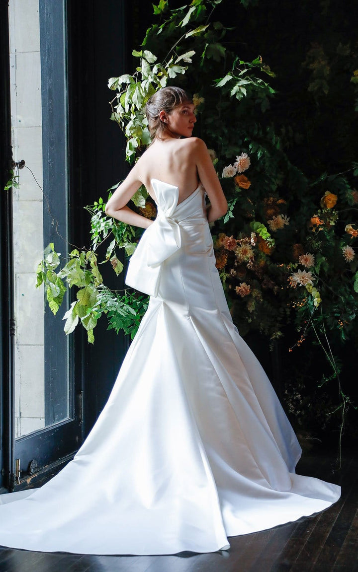 Bliss by Monique Lhuillier BL19201 - Size 4