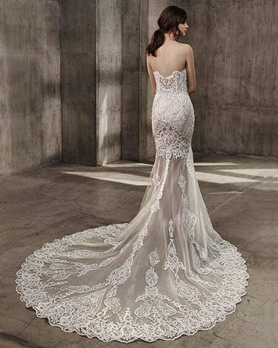 Badgley Mischka Avita - Size 10
