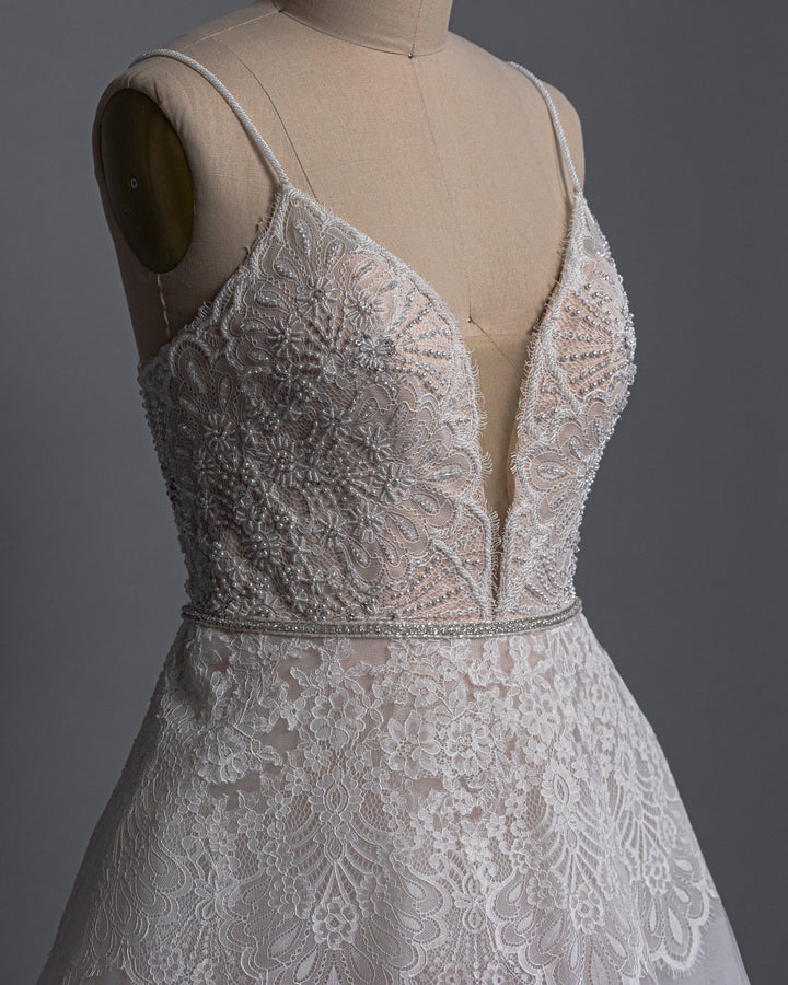 Calla Blanche Ashley - Size 14