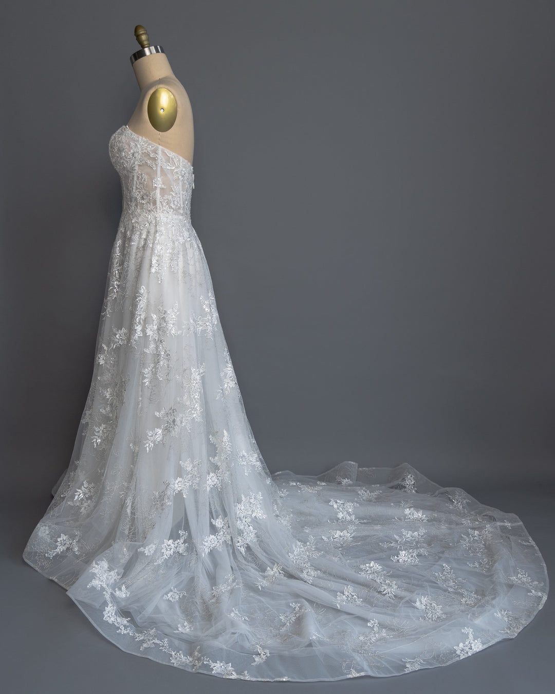 Calla Blanche Neda - Size 12