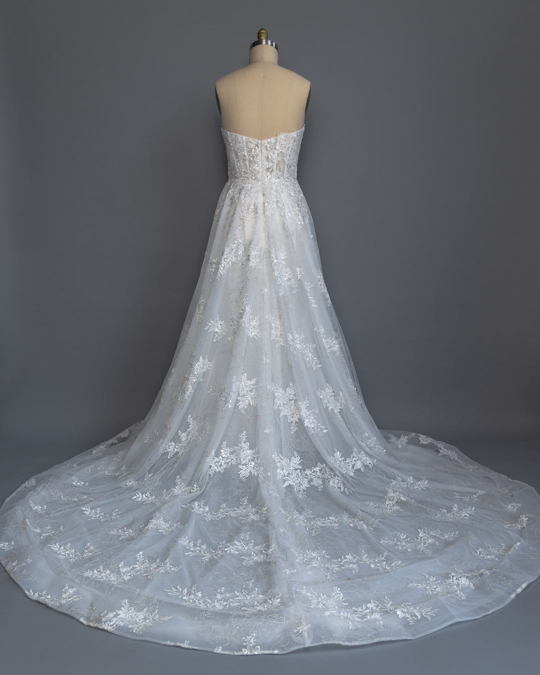 Calla Blanche Neda - Size 12