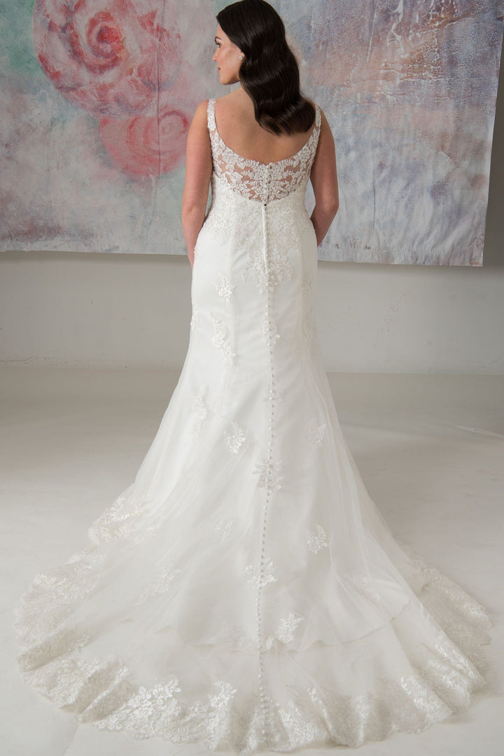 Callista Geneva - Size 24