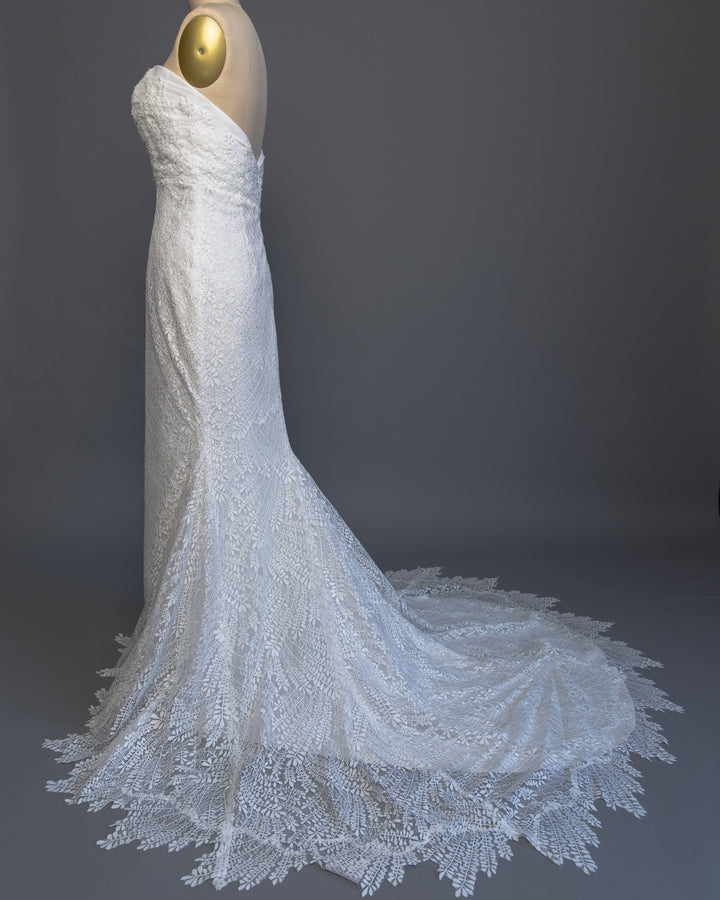 Casablanca Asher - Size 10