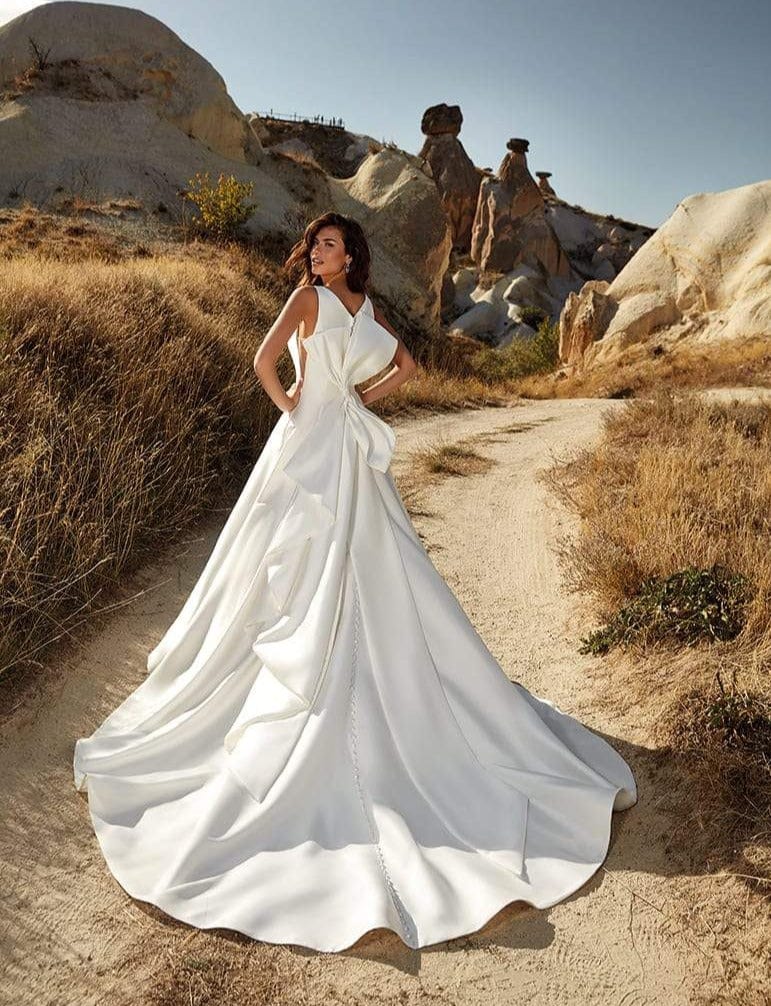 Eddy K. Charlotte - Size 14