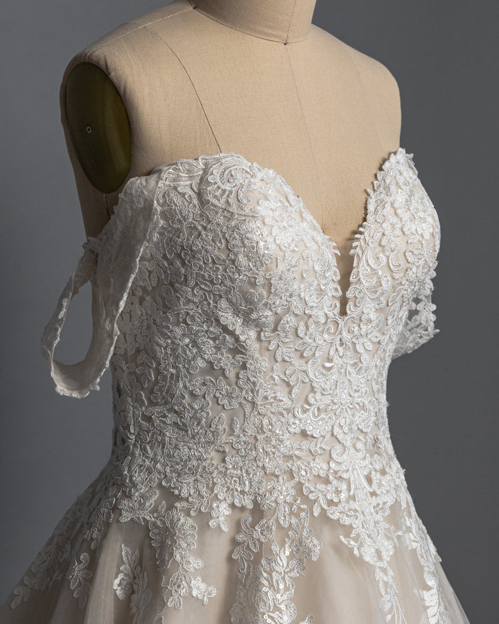 Eddy K. Rafaela - Size 14