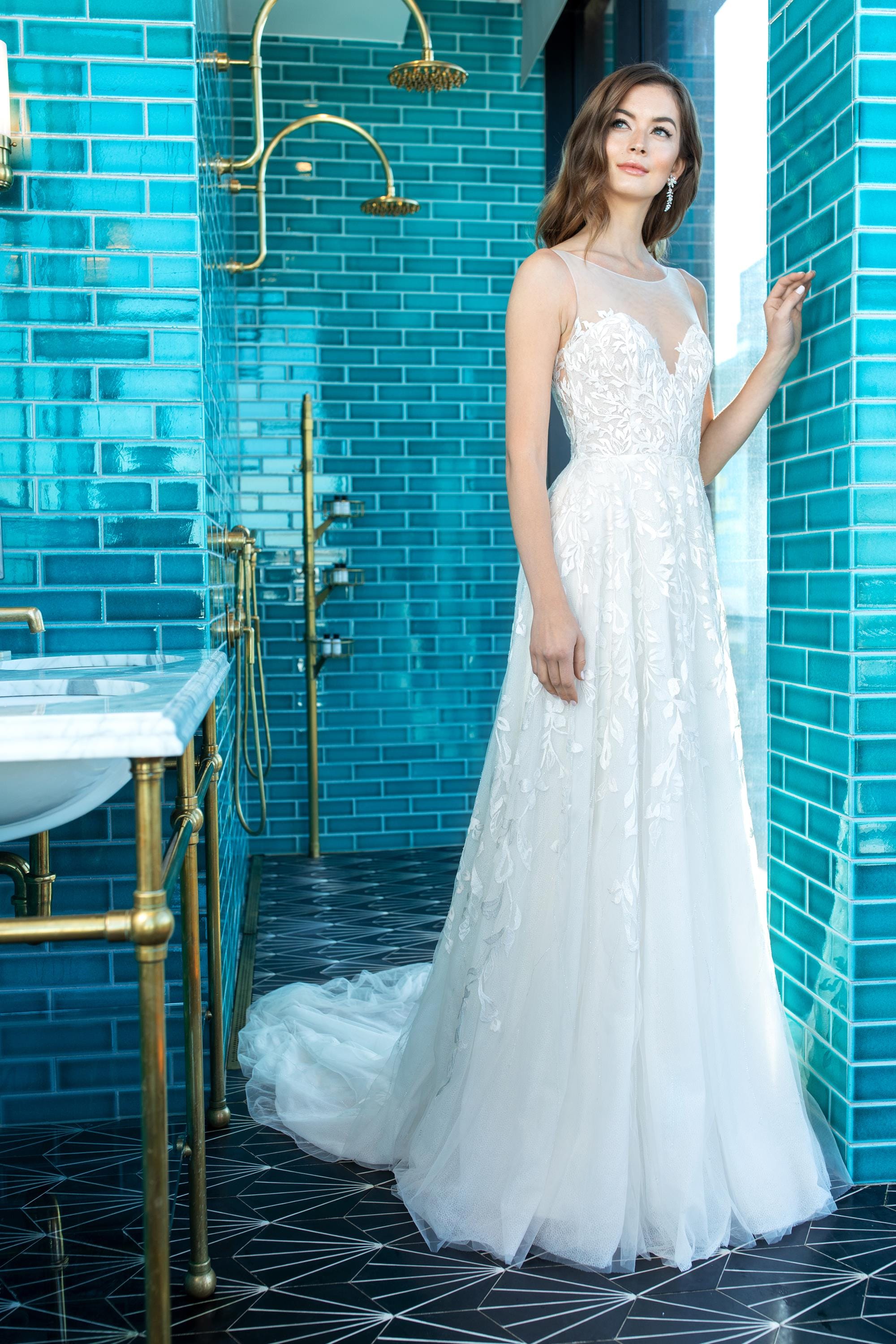 Enaura Skyler Size 12 – Luxe Redux Bridal