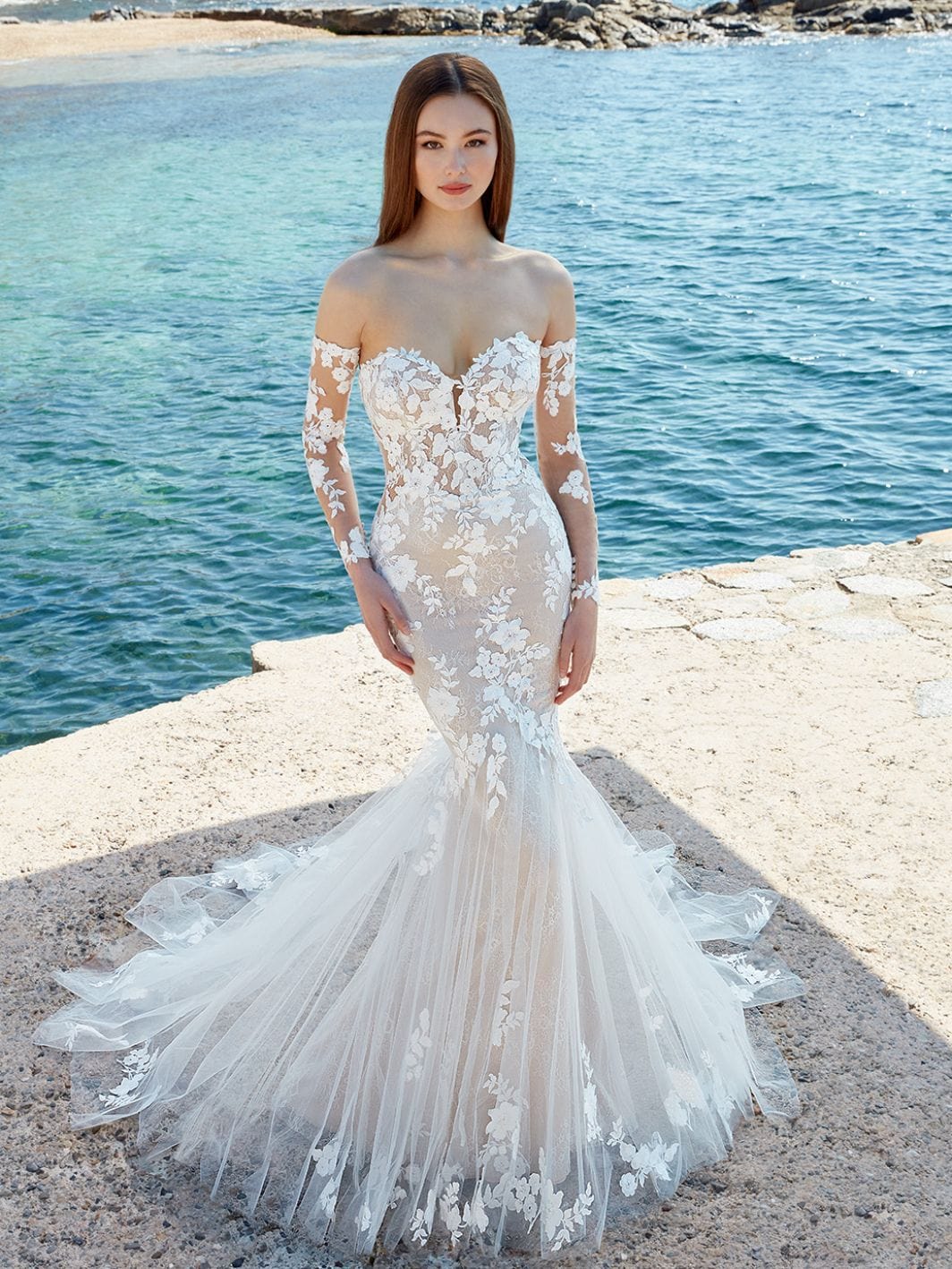 Love by Enzoani Alexa