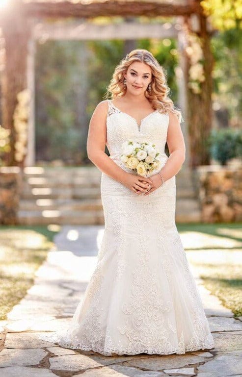 Essense of Australia D2734 - Size 22