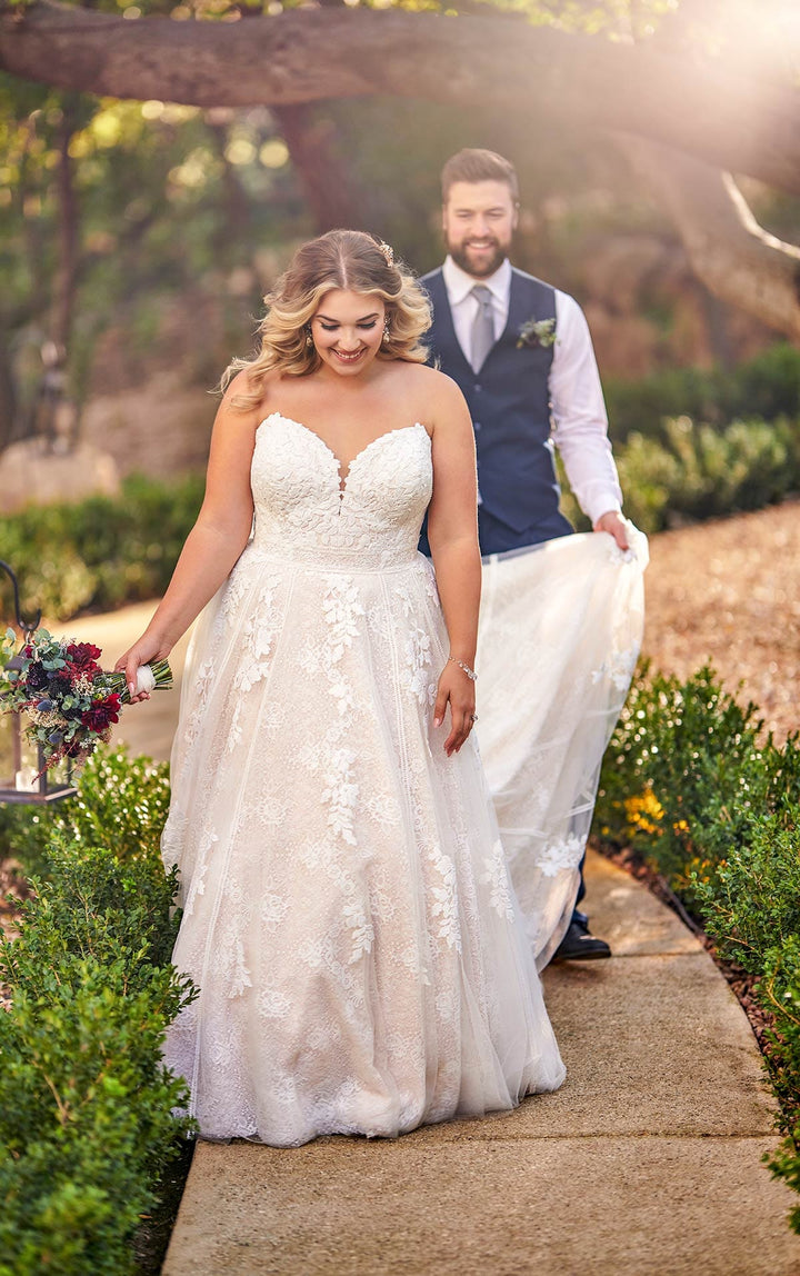 Essense of Australia D2752 - Size 20