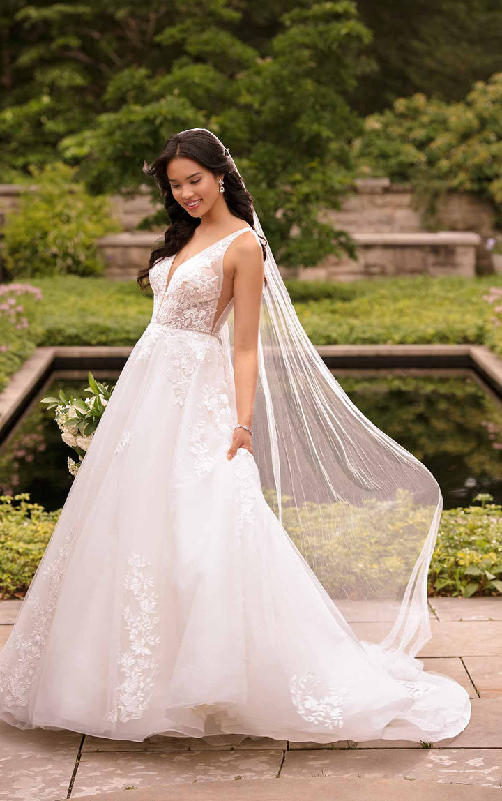 Essense of Australia D2845 - Size 12