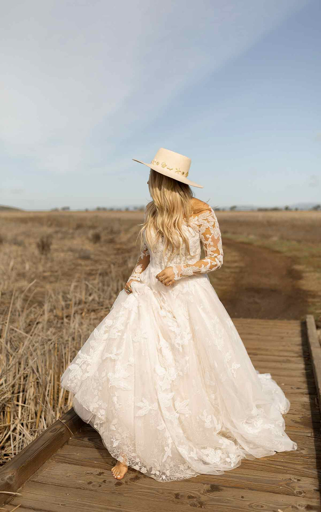 Essense of Australia D3293 - Size 16