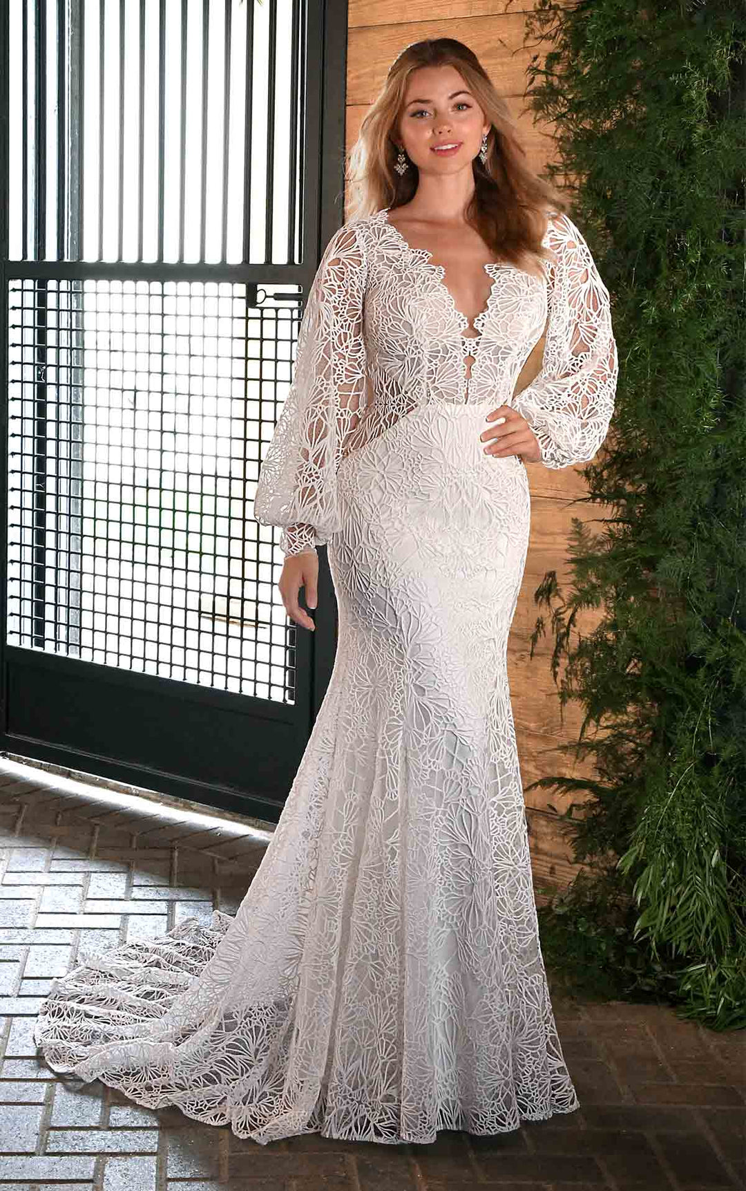 Essense of Australia D3443 - Size 14