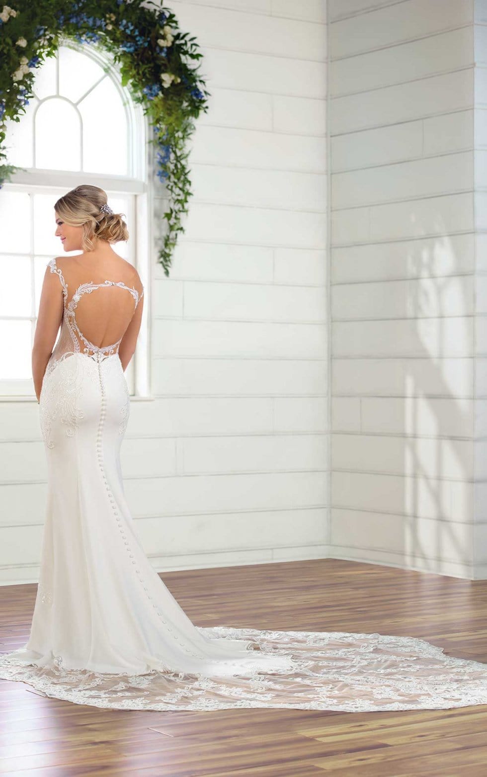 Essense of Australia D2849 - Size 14