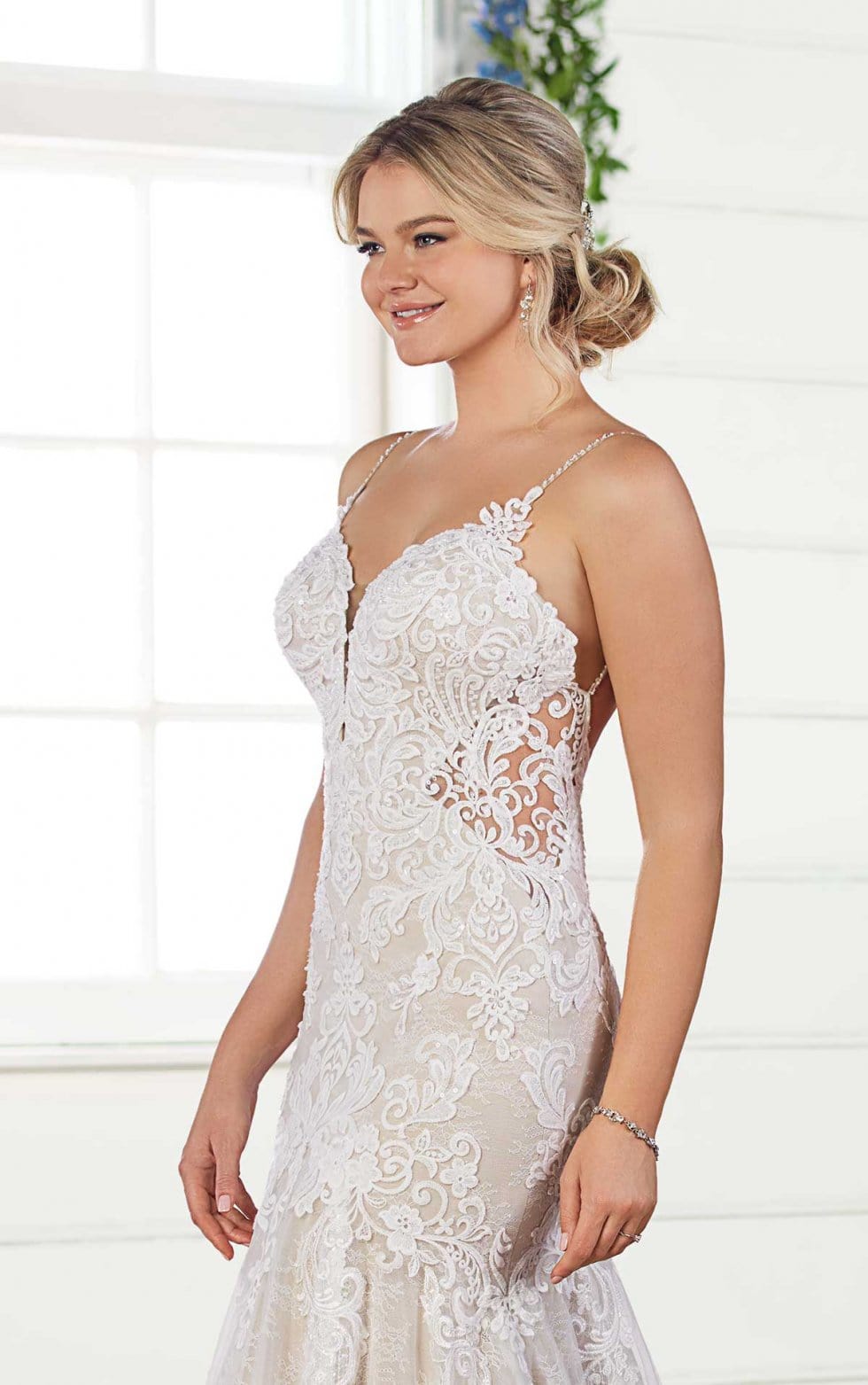 Essense of Australia D2945 - Size 12