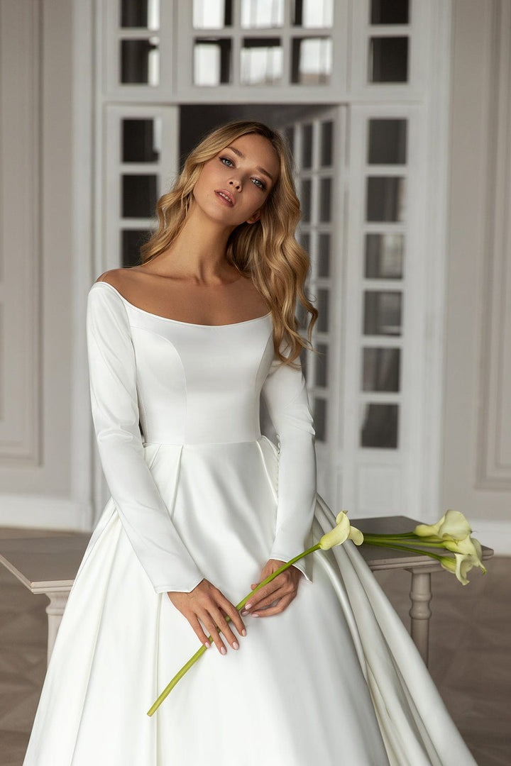 Eva Lendel Dimilia - Size 12