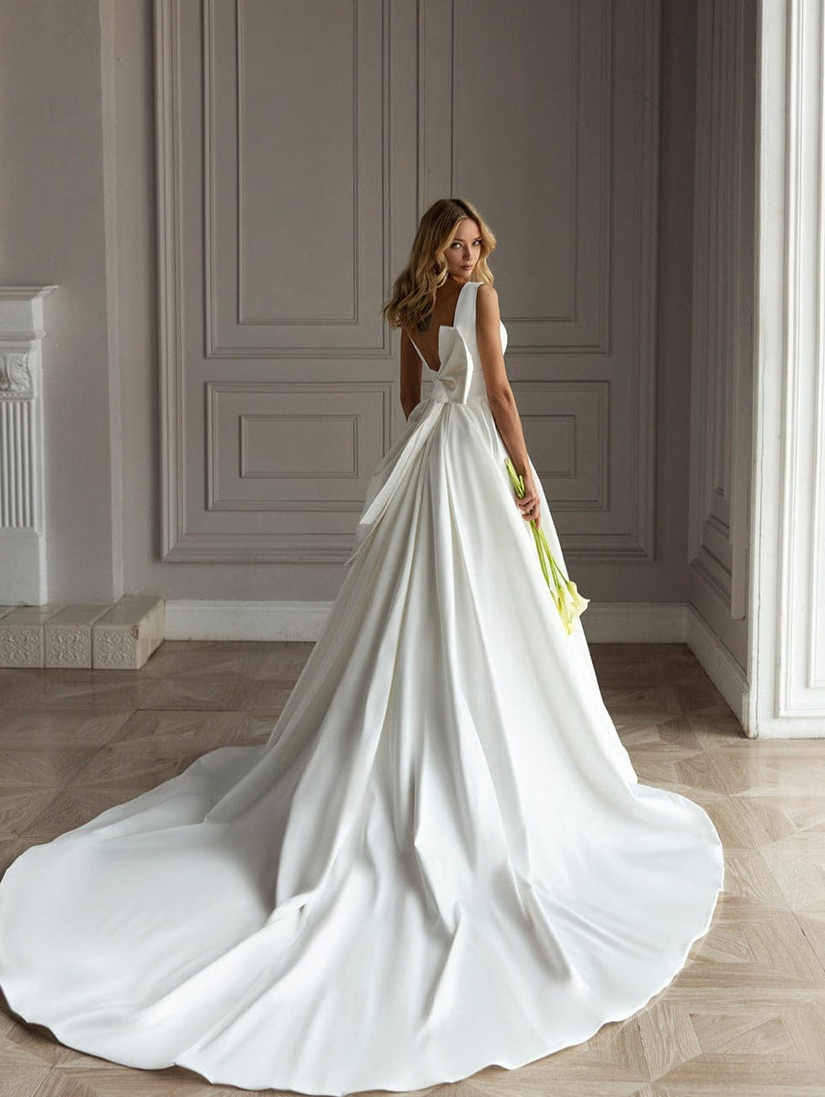 Eva Lendel Ayla - Size 12 – Luxe Redux Bridal