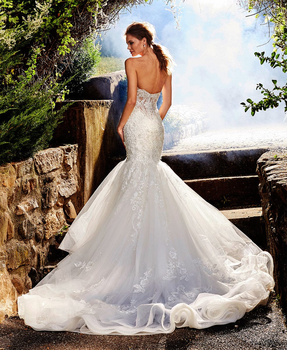 Eve of Milady 1626 - Size 14