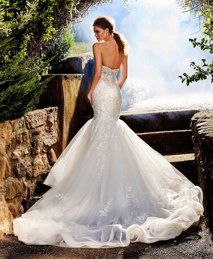 Eve of Milady 1626 - Size 14