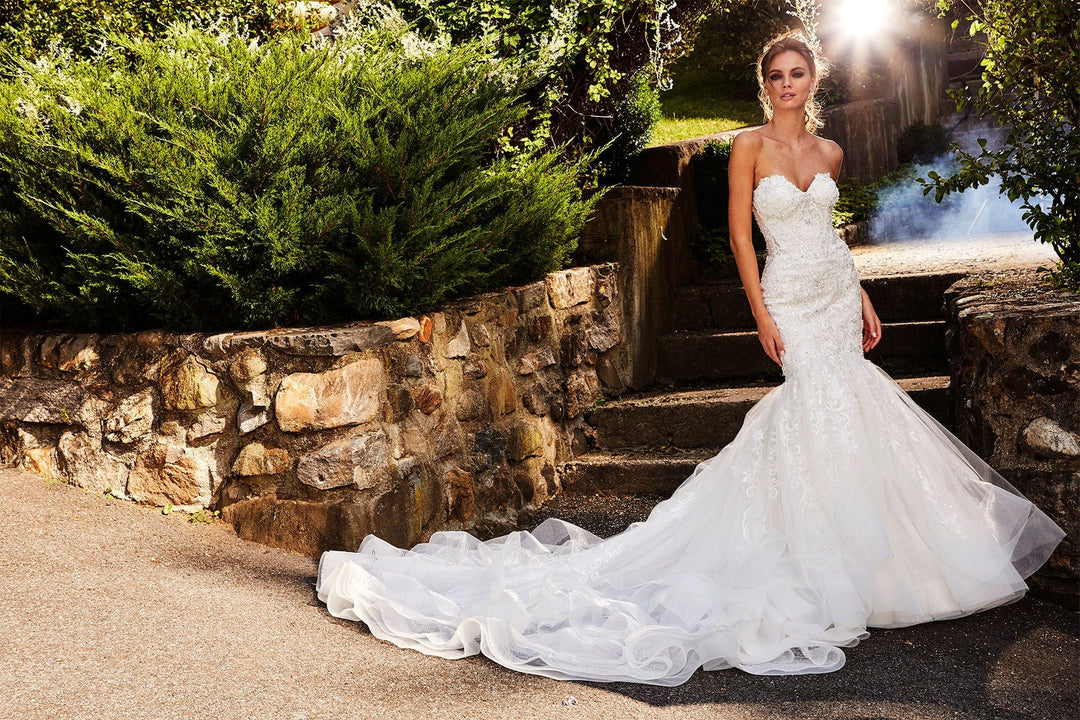 Eve of Milady 1626 - Size 14