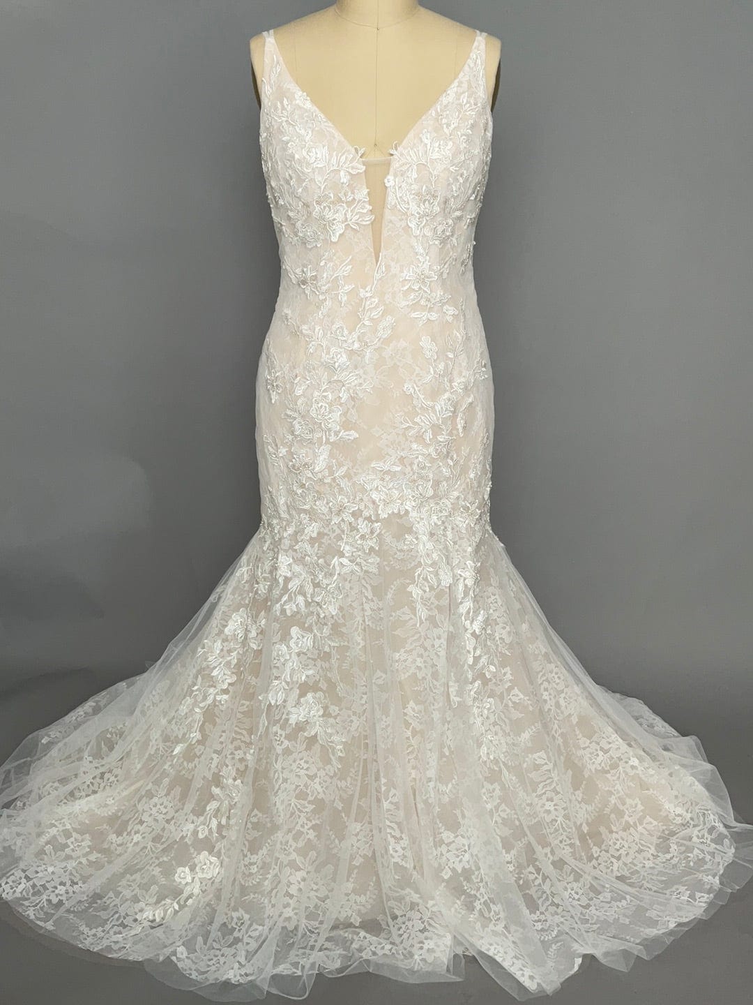 Evelyn Bridal Amethyst - Size 8