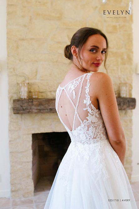Evelyn Bridal Avery - Size 26