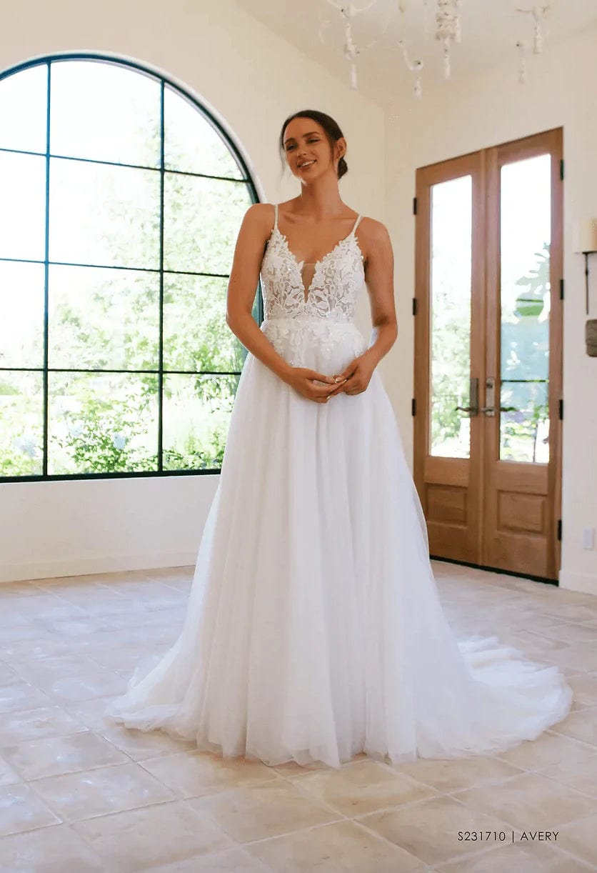 Evelyn Bridal Avery - Size 14