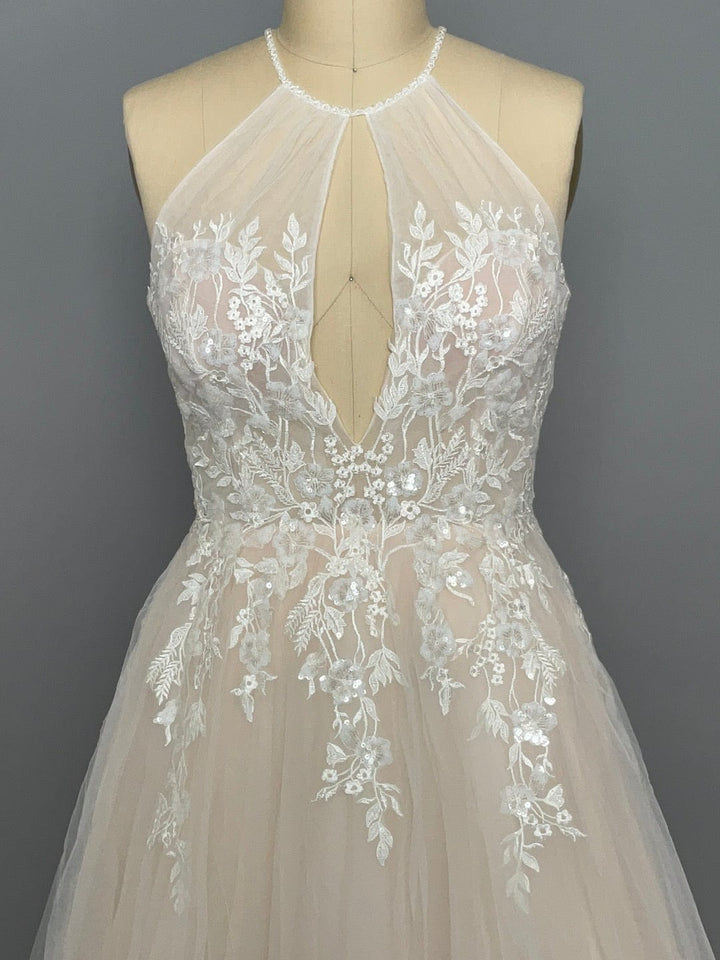Evelyn Bridal Dahlia - Size 8