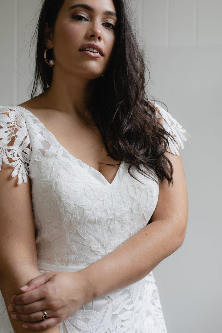 Hera Couture De Fossa Flare - Size 22