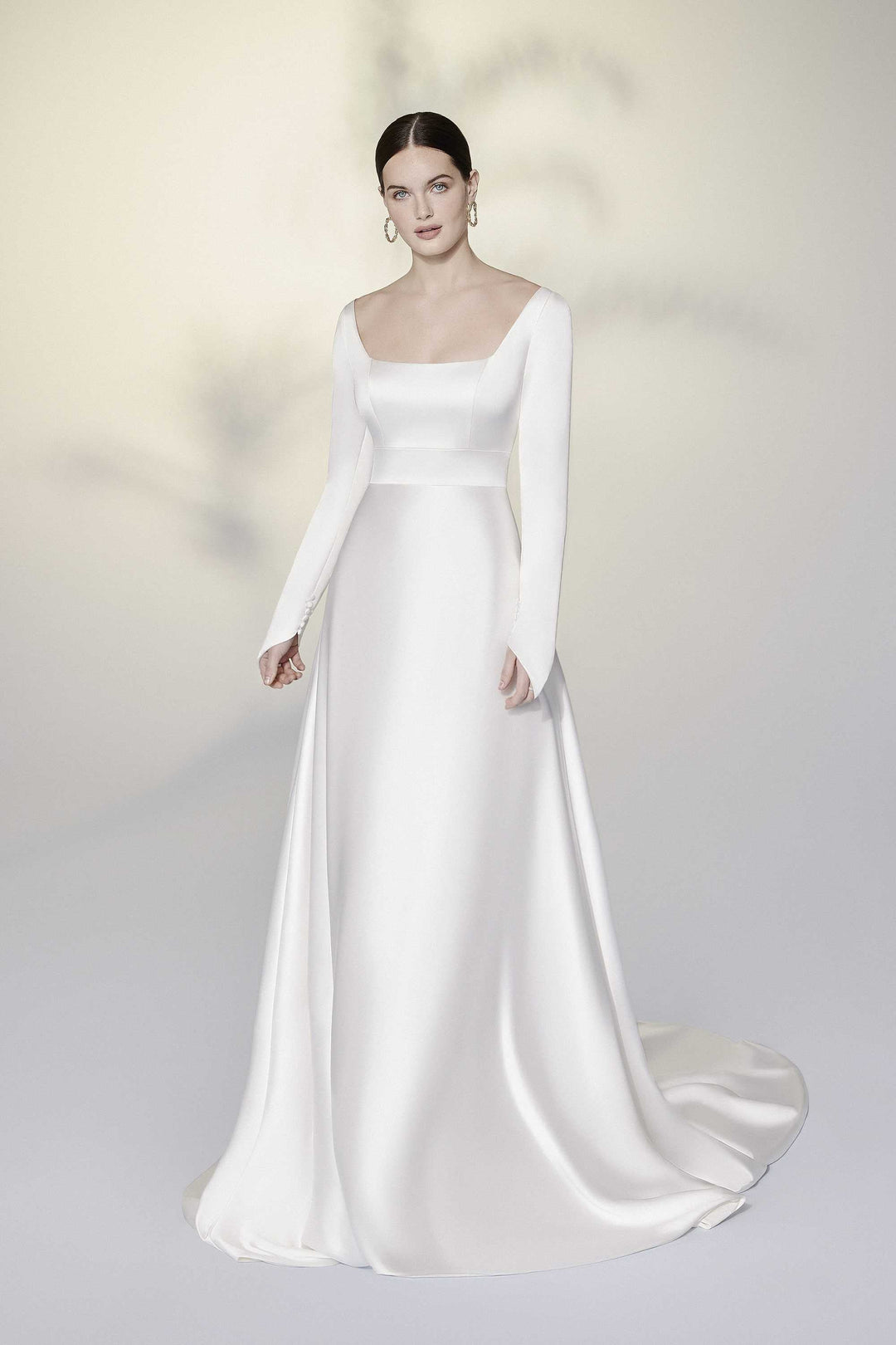 Signature by Justin Alexander Copeland - Size 10