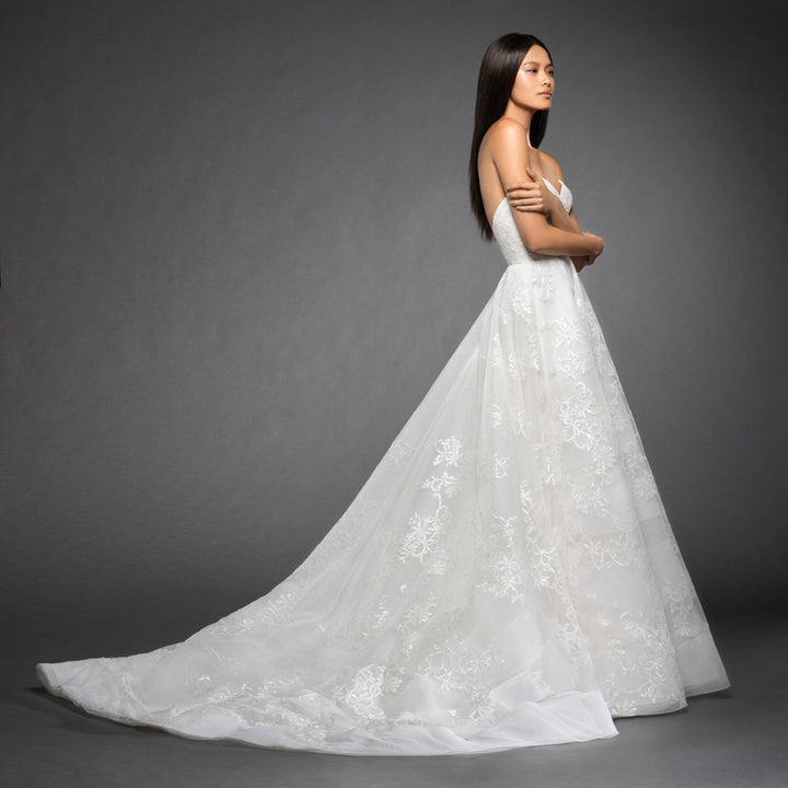 Lazaro Ariana - Size 12