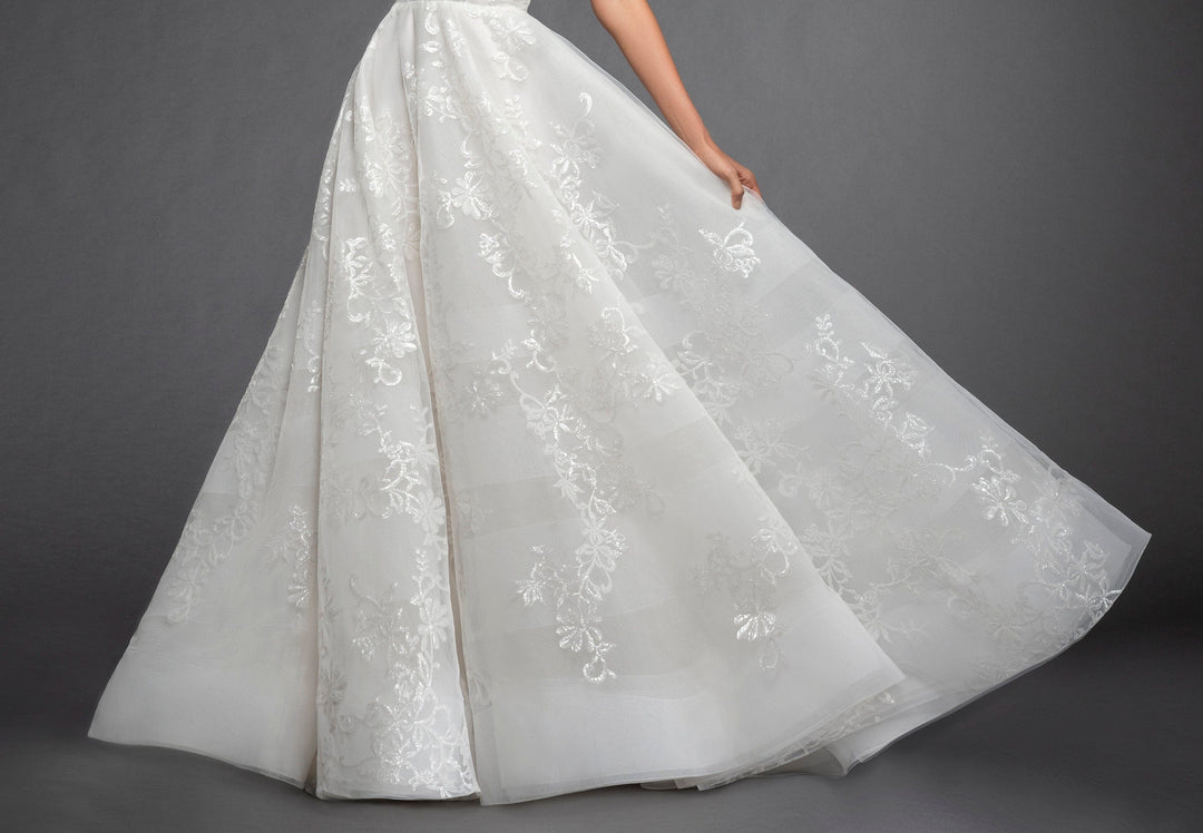 Lazaro Ariana - Size 12