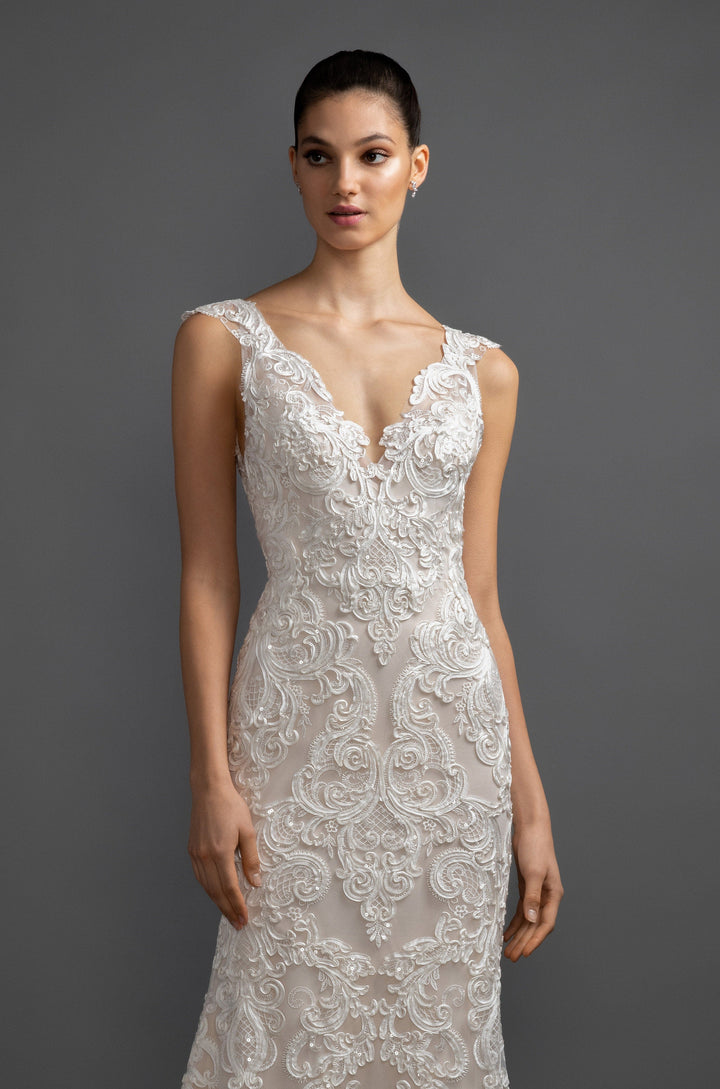 Lazaro Lucia - Size 14