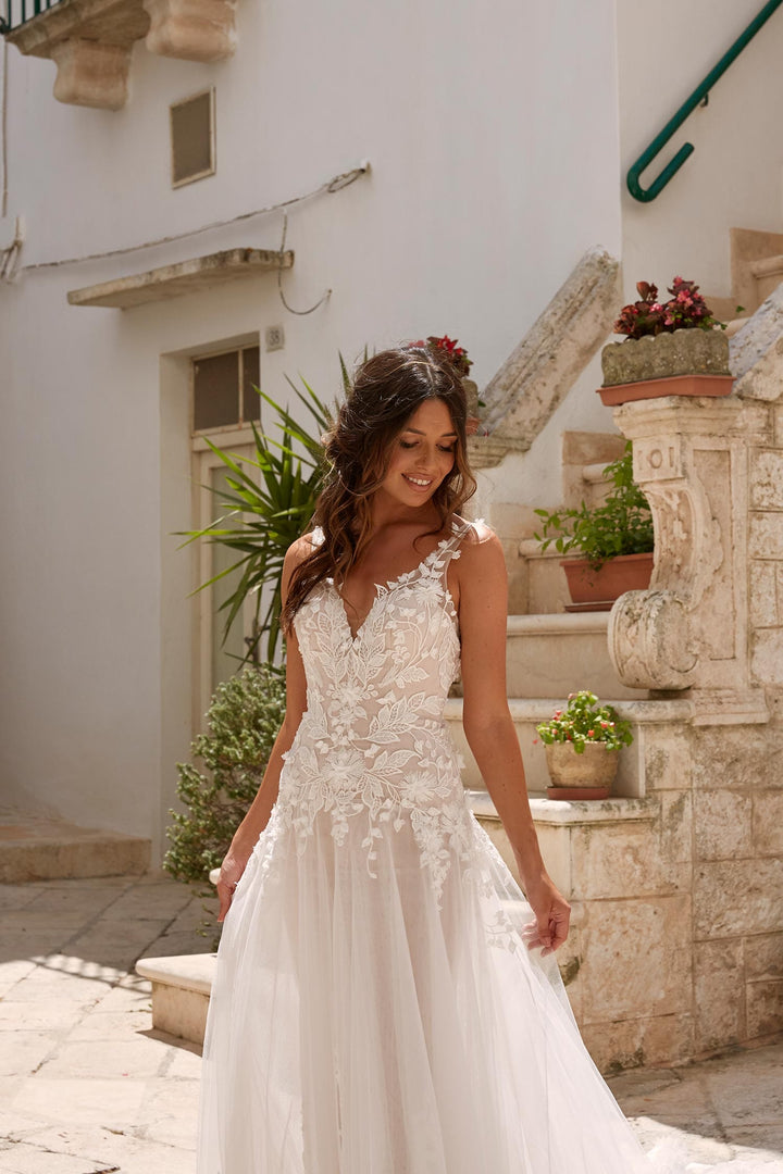 Madi Lane Maribel - Size 12