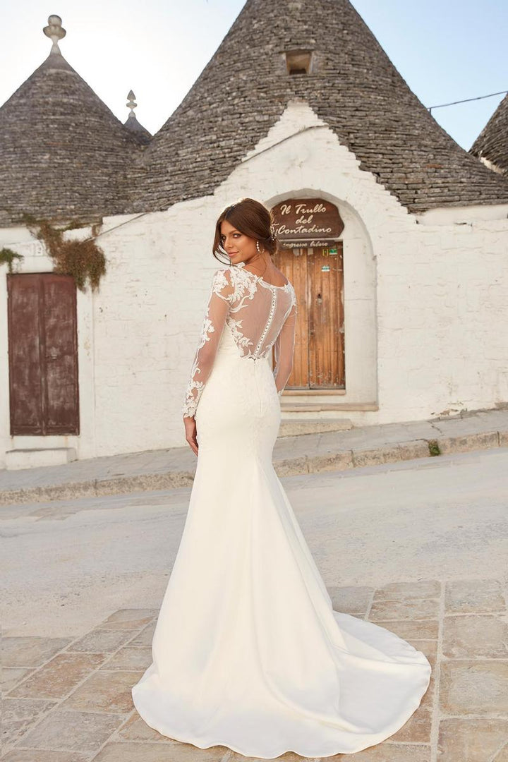 Madi Lane Monahan - Size 12