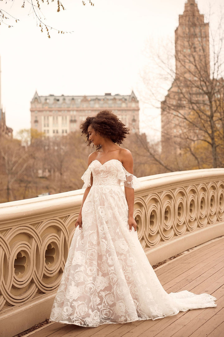 Madi Lane Halo - Size 12