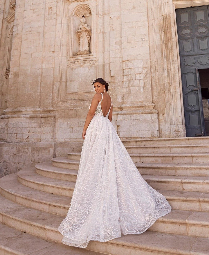 Madi Lane Mercedes - Size 12