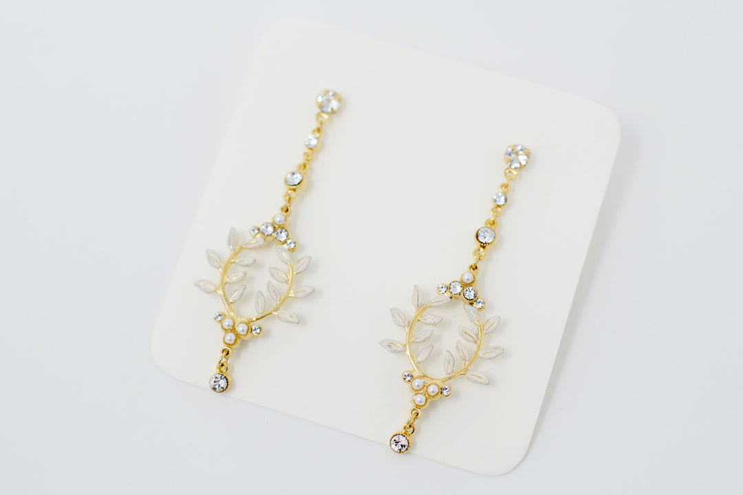 Marie Antoinette Earrings in Gold
