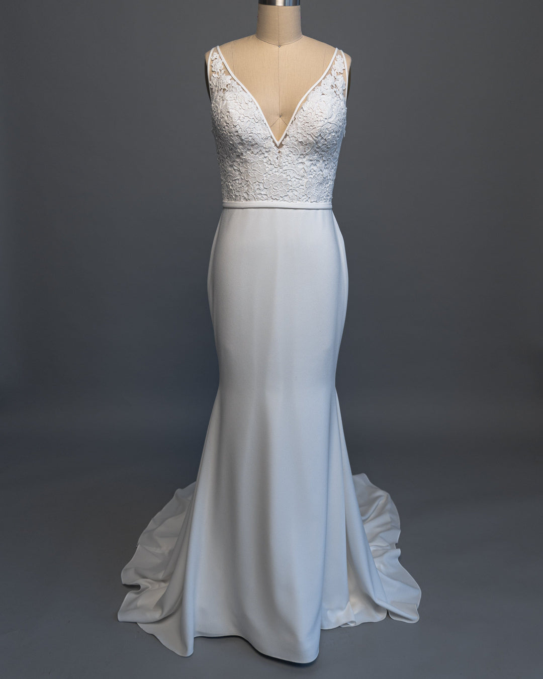 Mikaella 2195 - Size 10